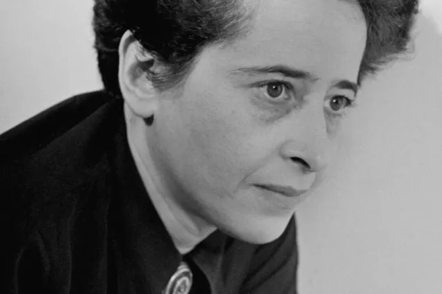portrait arendt 